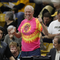 Sports Sunday: Bill Walton is kind of fun, 2/26/17
