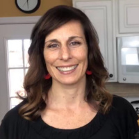 #205 - Deanna Segrave-Daly, RDN