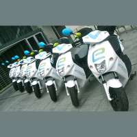 Piensa en Bici: Motos y Bicis electricas, las opciones más eficientes para el tráfico