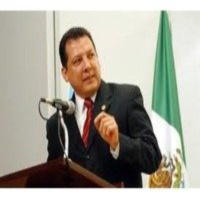 Dr. Raúl Placencia Villanueva LIBERTAD DE EXPRESIÓN, con NIno Canún