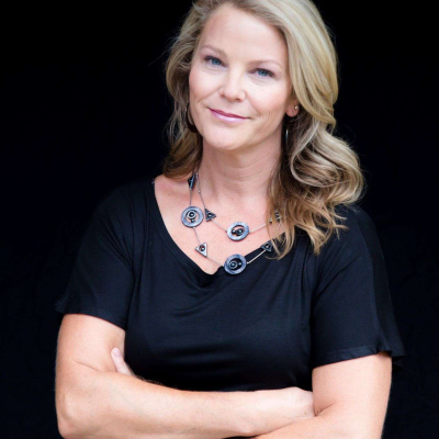 Katania Taylor Radio