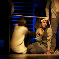 02x02B - Cazando Caza Estrellas (Carencia de recursos y cercania al publico)