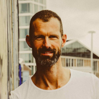 Leon Nan – Niets is belangrijk en alles doet ertoe