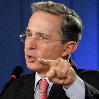 Le dije a Chávez en 2003 que no destruyera la empresa privada, Álvaro Uribe