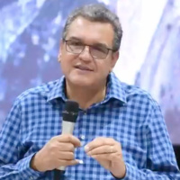 Dr. Idilio Pardillo Cadena El Que Te Corona