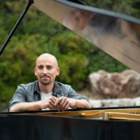 Music with a Message: Inspiring Others through Social Media -- Cameron Brown (Speaker, Coach, amp Musician)