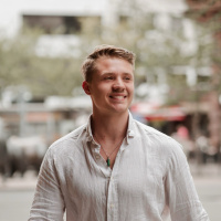 Richard Cwiertnia: „Servieren bitte mit Ostblockfresse!“