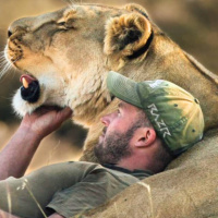 Valentin Grüner: Der Leopard trinkt auch mal aus der Toilette