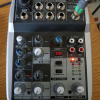 #10 Mikser Xenyx Q502USB