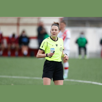 La árbitra Olatz Rivera, ascendida a la categoría élite de la UEFA: Fue una sorpresa y el mejor regalo para Navidad