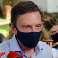 A ausência do Crivella já está há quatro anos é um comportamento habitual dele