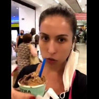 Ela fica na dúvida se quer ser juíza no noroeste de Minas ou uma digital influencer