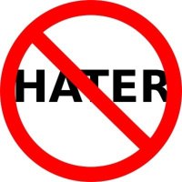 Soy famoso tengo un hater. Linux, Blogger y otros