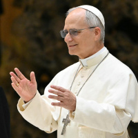 KI und Kirche - Warum selbst der Papst über Künstliche Intelligenz nachdenkt