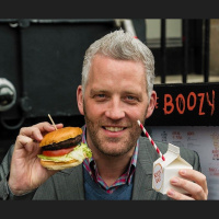 Garreth Wood, Entrepreneur, Philanthropist and Managing Director at The Speratus Group joins Sue to talk about his musical influences and career. First Broadcast: 30/04/16