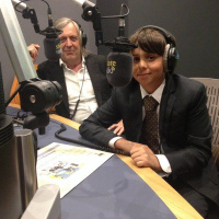 Rob Hallett joins Sue on this weeks track record to talk about his life in music and the songs that inspired him along the way. First Broadcast: 09/04/16