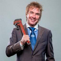 Track Record with @SueDougan, talking to @PimlicoPlumbers. 