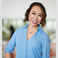 045 - Angela Shen, Founder  CEO of Savor Seattle Food Tours on building a business, being creative and following your passion