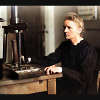 The Disappearing Spoon: Crowdfunding Radium