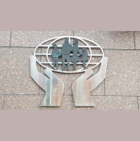 7:50am Business News