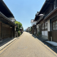 Nobuo in the between