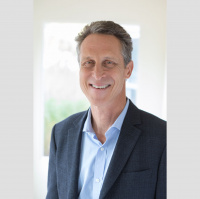 Holiday Message  Announcements About Jan. 6  13 Shows  How to Thrive (Dont Just Survive) in 2009