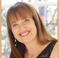 Sweeter Gift Challenge -- Gift Guru Robyn Spizman Shares Non-Candy Ideas for a Sweet Valentines Day