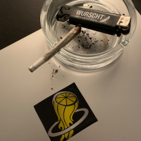 Grantig, nicht witzig und gegen die Welt