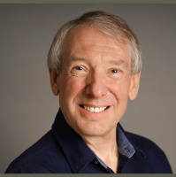 How Can Dr. Robin Hills Teach You How to Grow Your Emotional Intelligence?