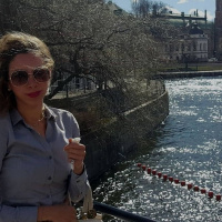 إجراءات حظر السفر منعت محار من العودة إلى السويد وإيميلي تشرح تعديلات A kassa الجديدة