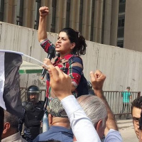 انتصار تناضل من أجل حقوق المرأة رغم تعرّض حياتها للخطر