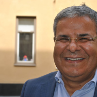 عندما تكون القوانين غير مكتوبة، والعمل في شؤون مكافحة الإرهاب.