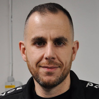 موسيقى العود على التلفزيون السويدي وخوان في مدينة سياحية