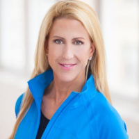 Episode 133: Eating Mindfully with Lisa Lynn