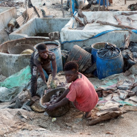 En primera persona - La sobreexplotación y la falta de equidad de las instituciones internacionales provocan la inmigración irregular en Senegal - 27/07/25