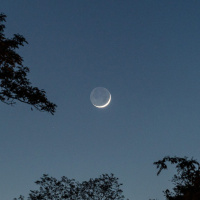 3/31/25 - Earthshine