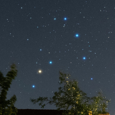 Q-90.1s Backyard Astronomer