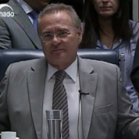 STF afasta Renan Calheiros temporariamente da presidência do Senado