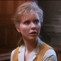 LO: Cynthia Nixon is a subway vigilante!