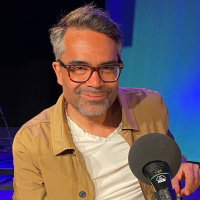 David Batra klarar hela minuten!