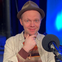 Därför har Olof Wretling en räkmacka i innerfickan