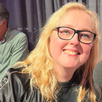 Hanna Dorsin är vän med ett granatäpple