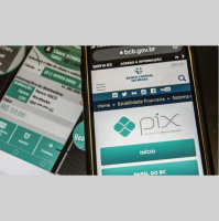 Saques em dinheiro vivo caem 40% nos cinco anos do PIX