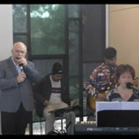 I just keep trusting my Lord - John and Leonie  Lads