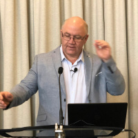 The Christian and Authority! 1 Peter 2:11-25 - Past John Shipman - 16 June 19o