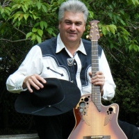 Feilding Country Music Group Interviews: John de Burgh, Dottie Sutherland, Antonio Orr