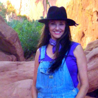 Colorado Singer Beth Williams Makes International Radio Debut