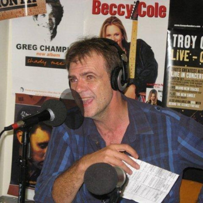 International Connection Radios Tracks