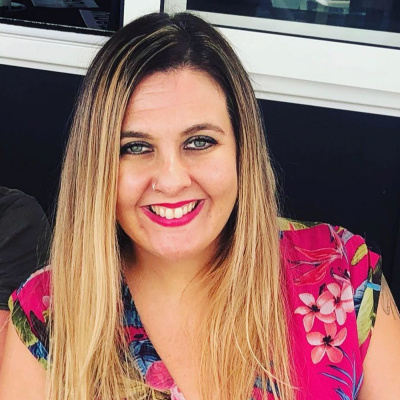 International Connection Radios Tracks