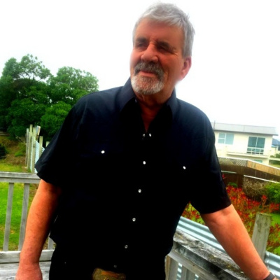 International Connection Radios Tracks